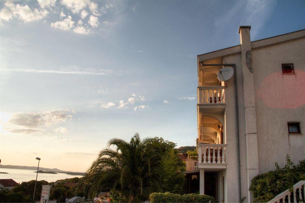 Hotel Stipe Drage Exterior photo